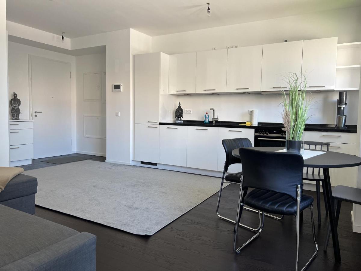 Luxury Waterfront Apartment Berlin Extérieur photo