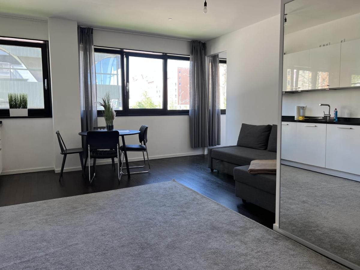 Luxury Waterfront Apartment Berlin Extérieur photo